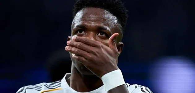 حلم العودة الكبرى.. فلامنغو يخطط لاستعادة فينيسيوس جونيور من ريال مدريد